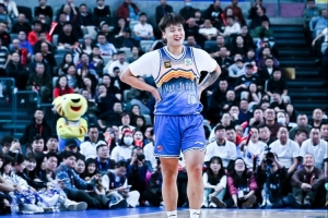 开云登录网址入口-媒体人：赵睿加盟北京没去其他国企俱乐部 他的个人意愿至关重要