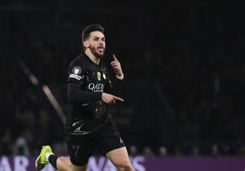 开云网站-自库蒂尼奥以来，KK7是首位欧冠淘汰赛替补造3球的球员